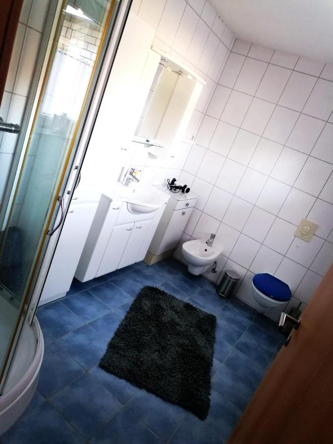 Ferienwohnung Mit Terrasse Fuer Bis Zu 4 Personen Balve Exteriör bild